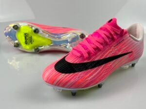 Nike Mercurial Vapor 17 Elite XXVI SG-PRO Football Boots — Featuring Full-Length Internal Air Zoom Cushioning, Waterproof Knit Upper, and Removable SG Studs (Sizes 39–45)